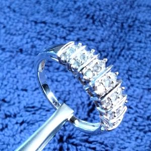 Women's natural diamond engagement ring 1/2 ctw